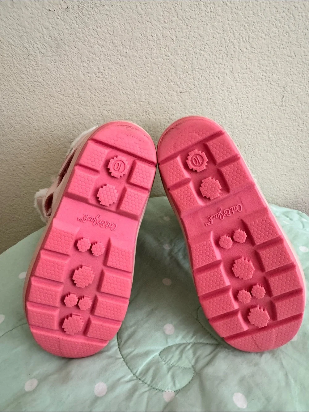 Cat & Jack Pink Rainbow Snow Boots for Kids size 10
